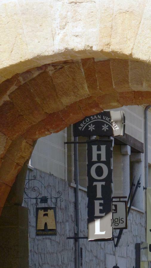 Hotel Arco San Vicente Ávila Exterior foto
